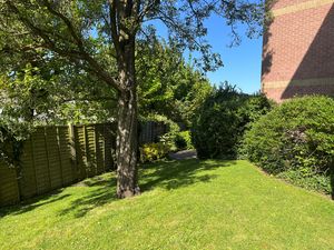 Photo 6- click for photo gallery